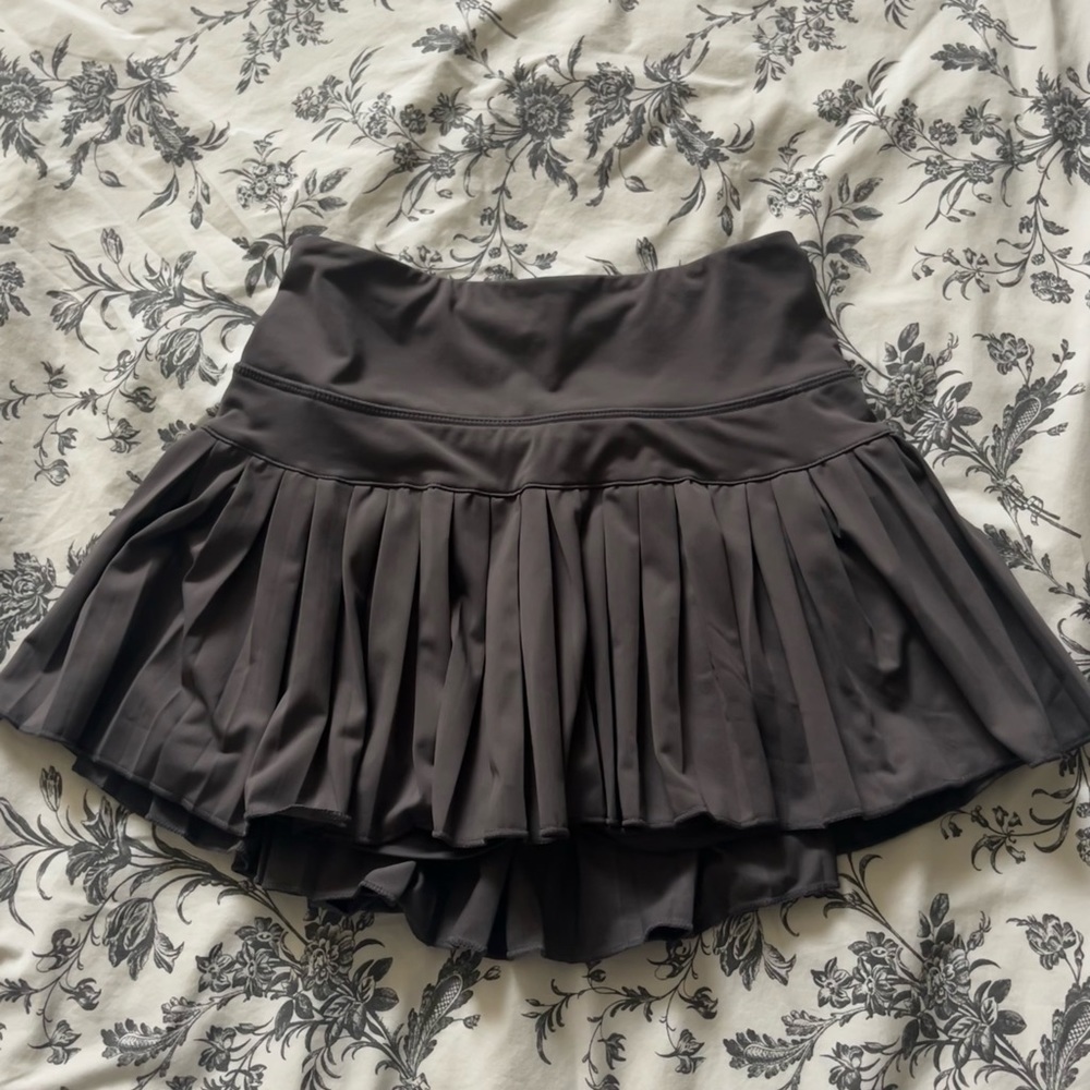 charcoal pleated tennis skirt